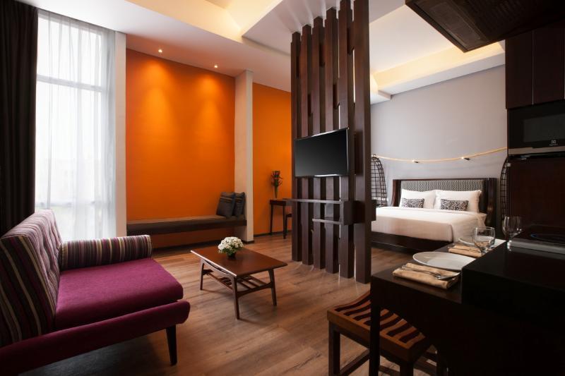 Mercure Surabaya Exterior photo